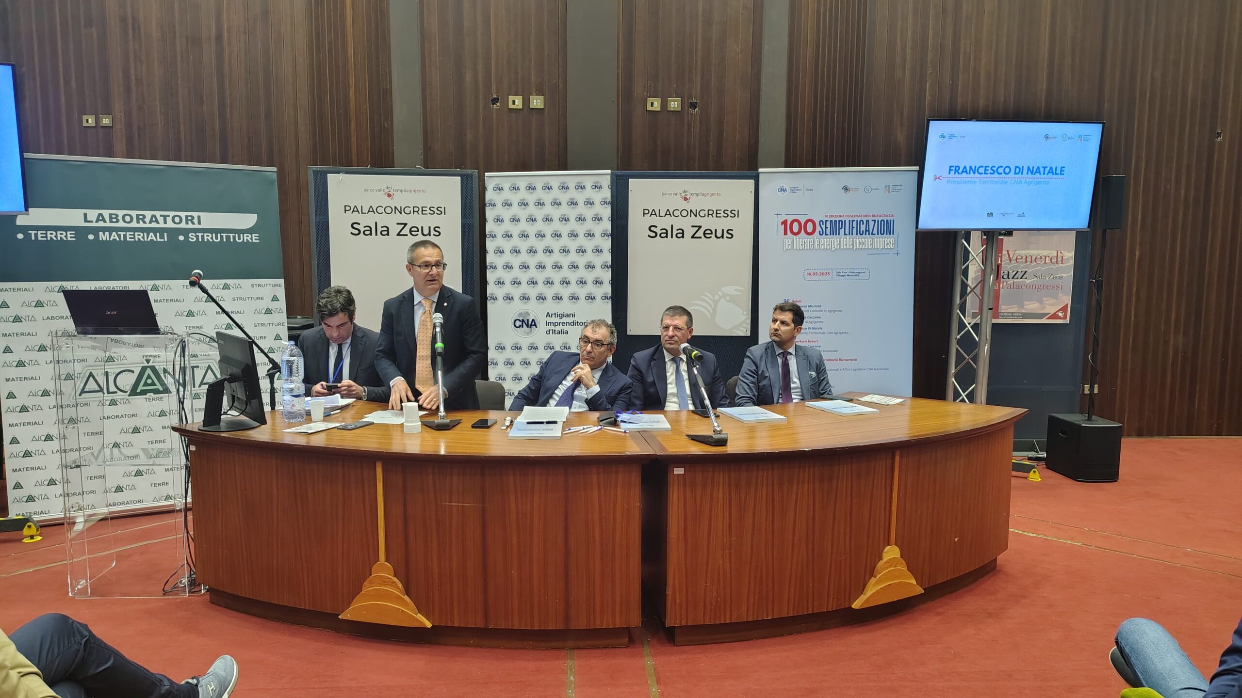 Imprese: Cna Sicilia, la burocrazia costa 3,4 miliardi l’anno. Presentato oggi ad Agrigento il VI Osservatorio Cna con 100 proposte per semplificare